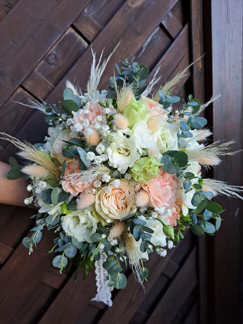 Rosenstube Seewalchen Hochzeitsfloristik