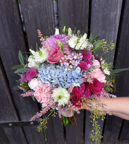 Rosenstube Seewalchen Hochzeitsfloristik