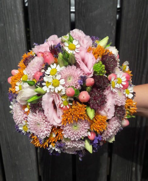 Rosenstube Seewalchen Hochzeitsfloristik