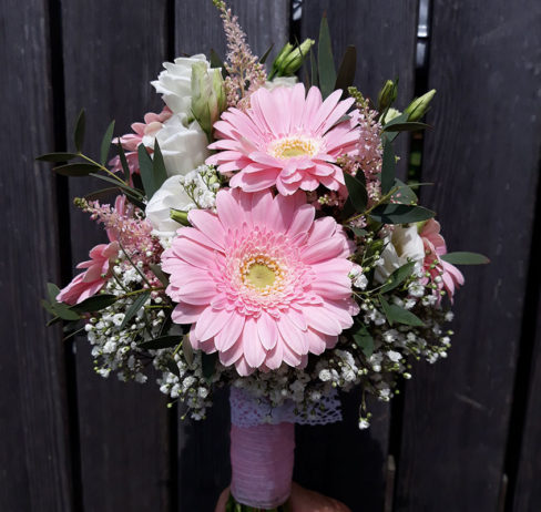 Rosenstube Seewalchen Hochzeitsfloristik