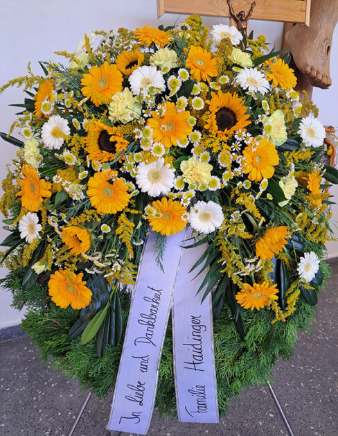 Rosenstube Seewalchen Trauerfloristik