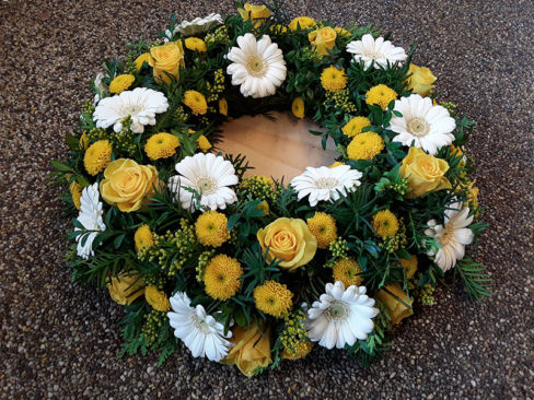 Rosenstube Seewalchen Trauerfloristik