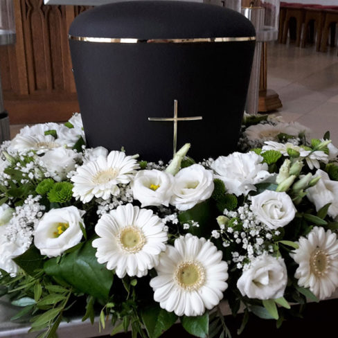 Rosenstube Seewalchen Trauerfloristik