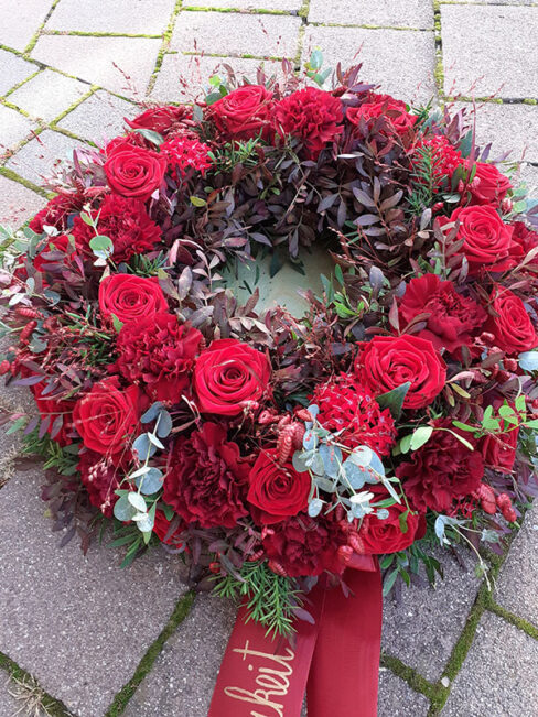 Rosenstube Seewalchen Trauerfloristik