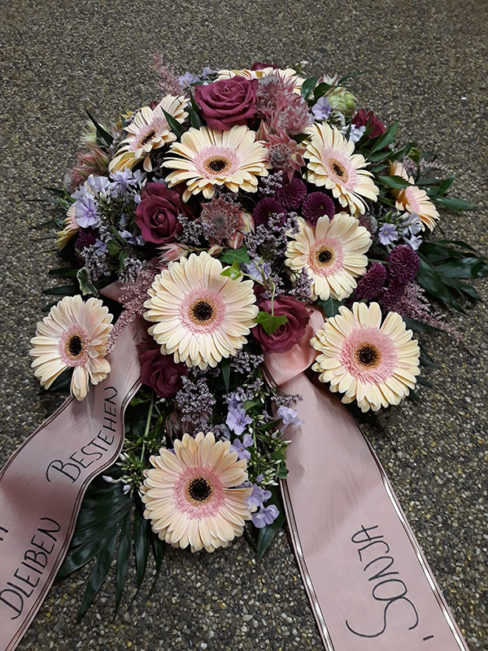 Rosenstube Seewalchen Trauerfloristik