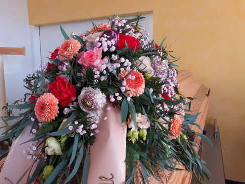 Rosenstube Seewalchen Trauerfloristik