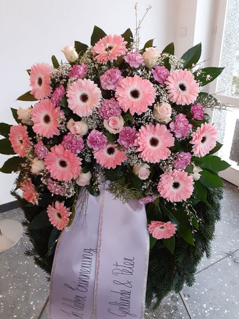 Rosenstube Seewalchen Trauerfloristik