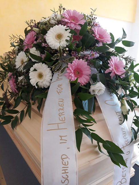 Rosenstube Seewalchen Trauerfloristik