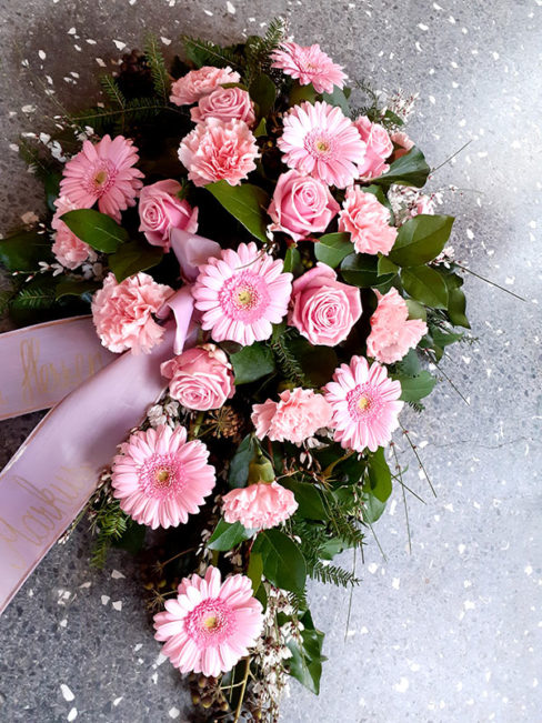 Rosenstube Seewalchen Trauerfloristik