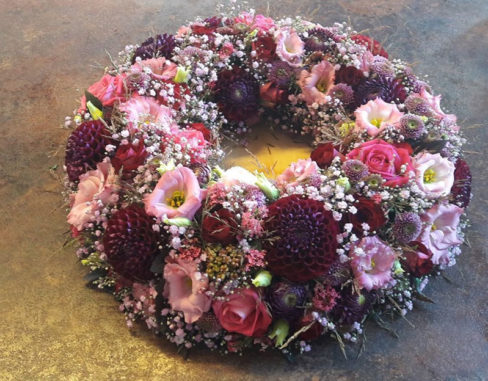 Rosenstube Seewalchen Trauerfloristik