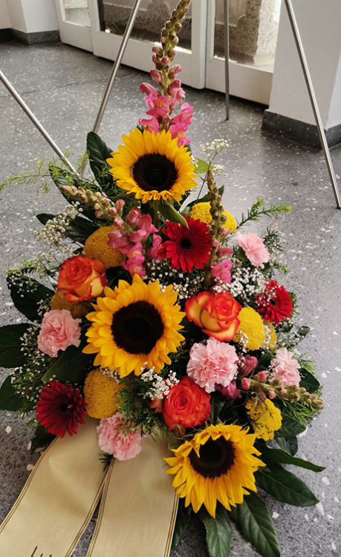 Rosenstube Seewalchen Trauerfloristik