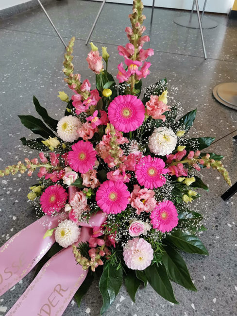 Rosenstube Seewalchen Trauerfloristik