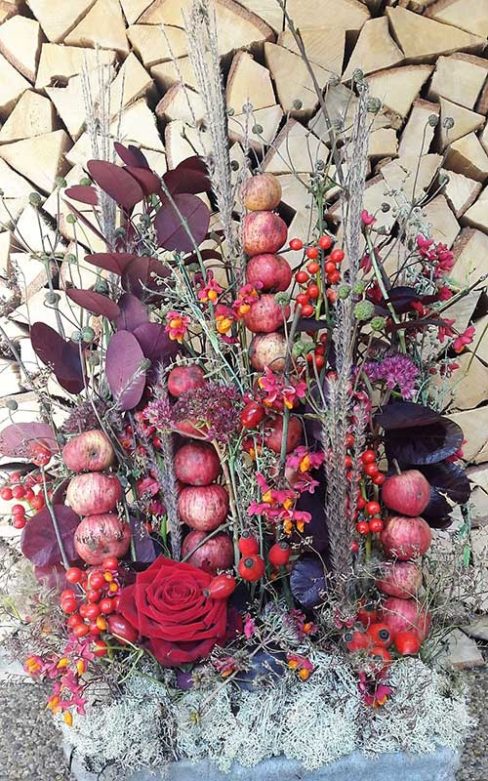 Rosenstube Seewalchen Blumenarrangement