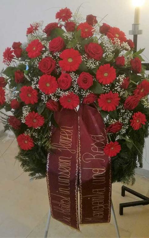 Rosenstube Seewalchen Trauerfloristik